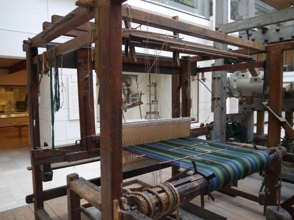 weaving loom