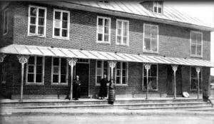 X, Amarilda, Florence