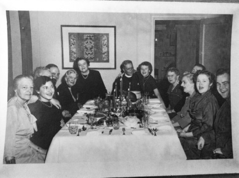 Dodo, Mary, Bob, Mrs JP Hanington, Granny, Grampa, Kay, guest, Tom, Tootie, Ann, friend Bobby