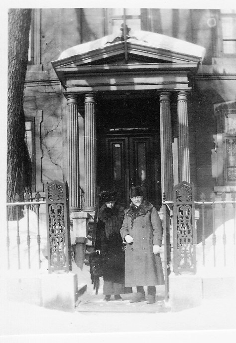 Mr &amp; Mrs R Lindsay - 6 Prince of Wales Terr -1917