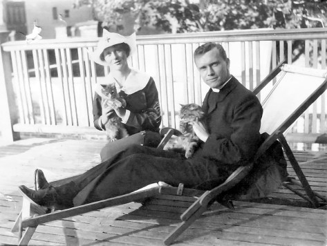 Marguerite Lindsay and her brother Sydenham circa 1922