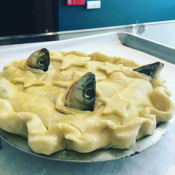 This image has an empty alt attribute; its file name is file.jpg